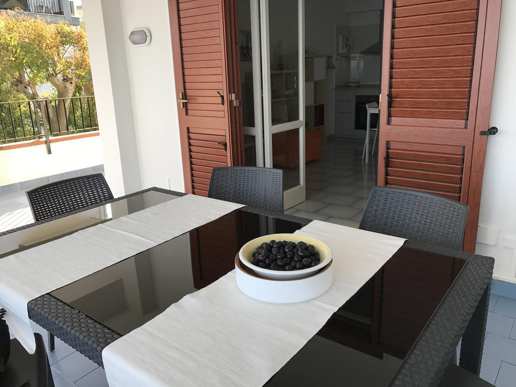 Apartamento Casa Paloma Letojanni Exterior foto